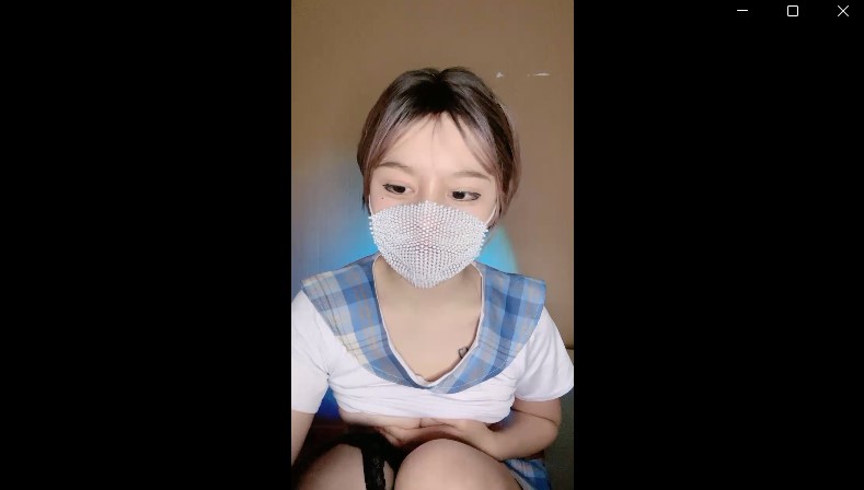 超嫩口罩小萝莉刚下海!情趣装短裙!扭腰掏出奶子揉搓【1V/984MB】