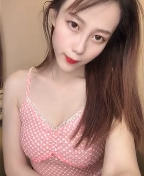 【自打包】足控精品-易直播软软-美足诱惑私信福利小合集 3（6V,2.53G）