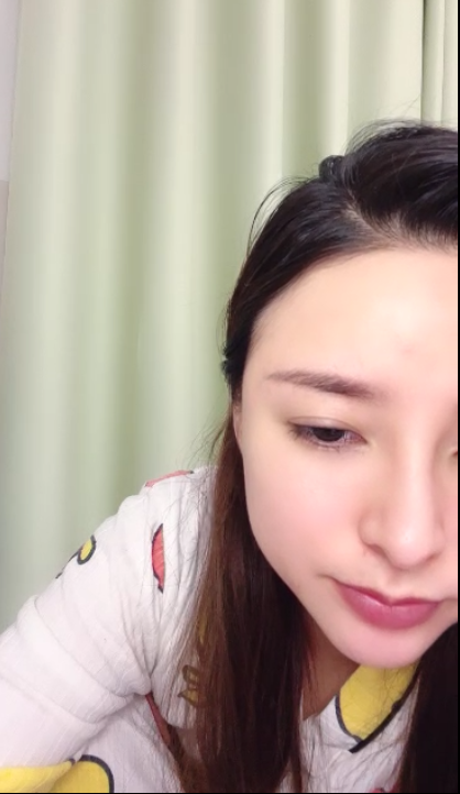 精品推荐,干净白虎美穴,极品尤物女神!1V 900MB