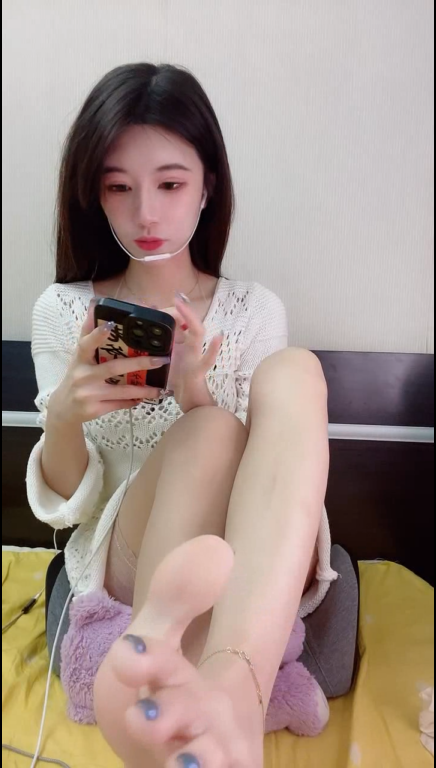 源码自录-足控-易直播 一只嘟嘟 10(2V,1.78G)