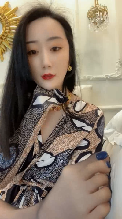 源码自录-足控-易直播 chanel(miumiu) 4(1V,426M)