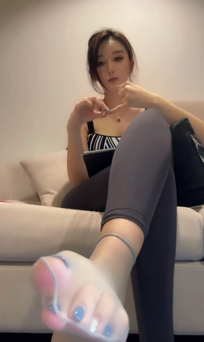 足控-易直播 美替 12(1V,314M)