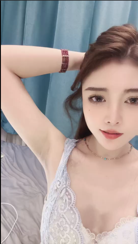 绿播女神下海-陈baby 第二弹 9月6日晚新鲜直播 你的鸡儿休想放假~【1V】【1.14G百度盘】