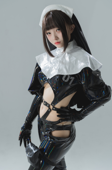 cos-花铃-漆皮修女(38P,200M)