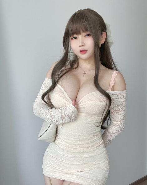 极品女菩萨-是依酱吖-学姐的日常+学姐的约会日+视频(65P,8V,1.46G)