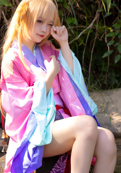 cos-G44不会受伤-涂山苏苏（8P,96M）