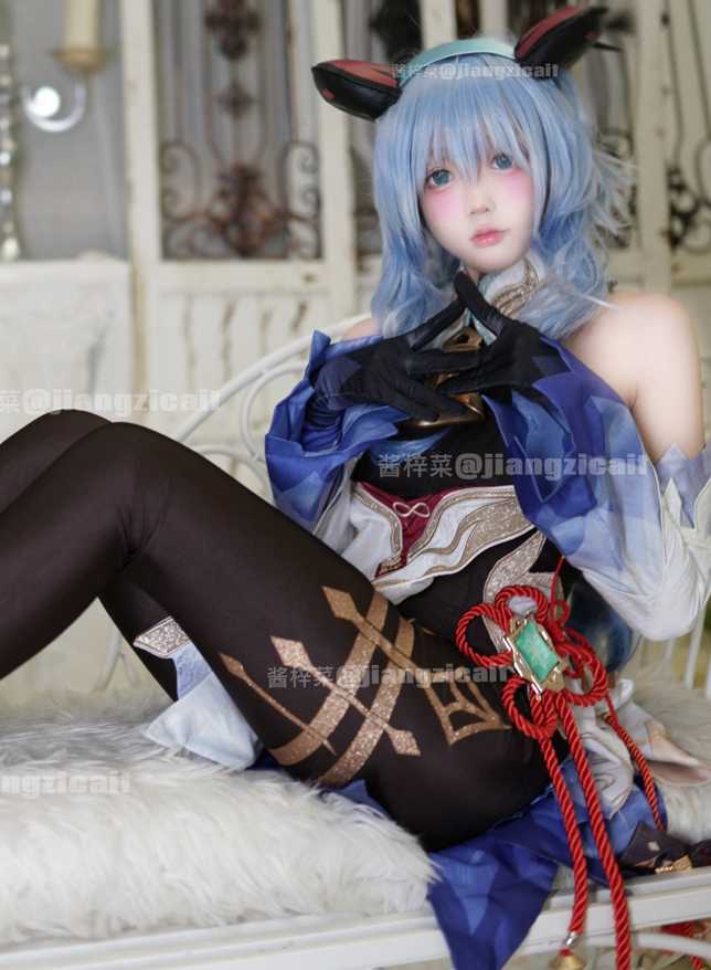 =露脸清纯美少女『酱梓菜』 福利私拍,清纯唯美小仙女超极品合法卡哇伊小萝莉,超极品身材 无线遐想