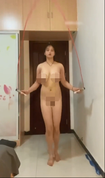 极品肉弹舞姬-万听-5月裸舞合集(8V,2.49G)