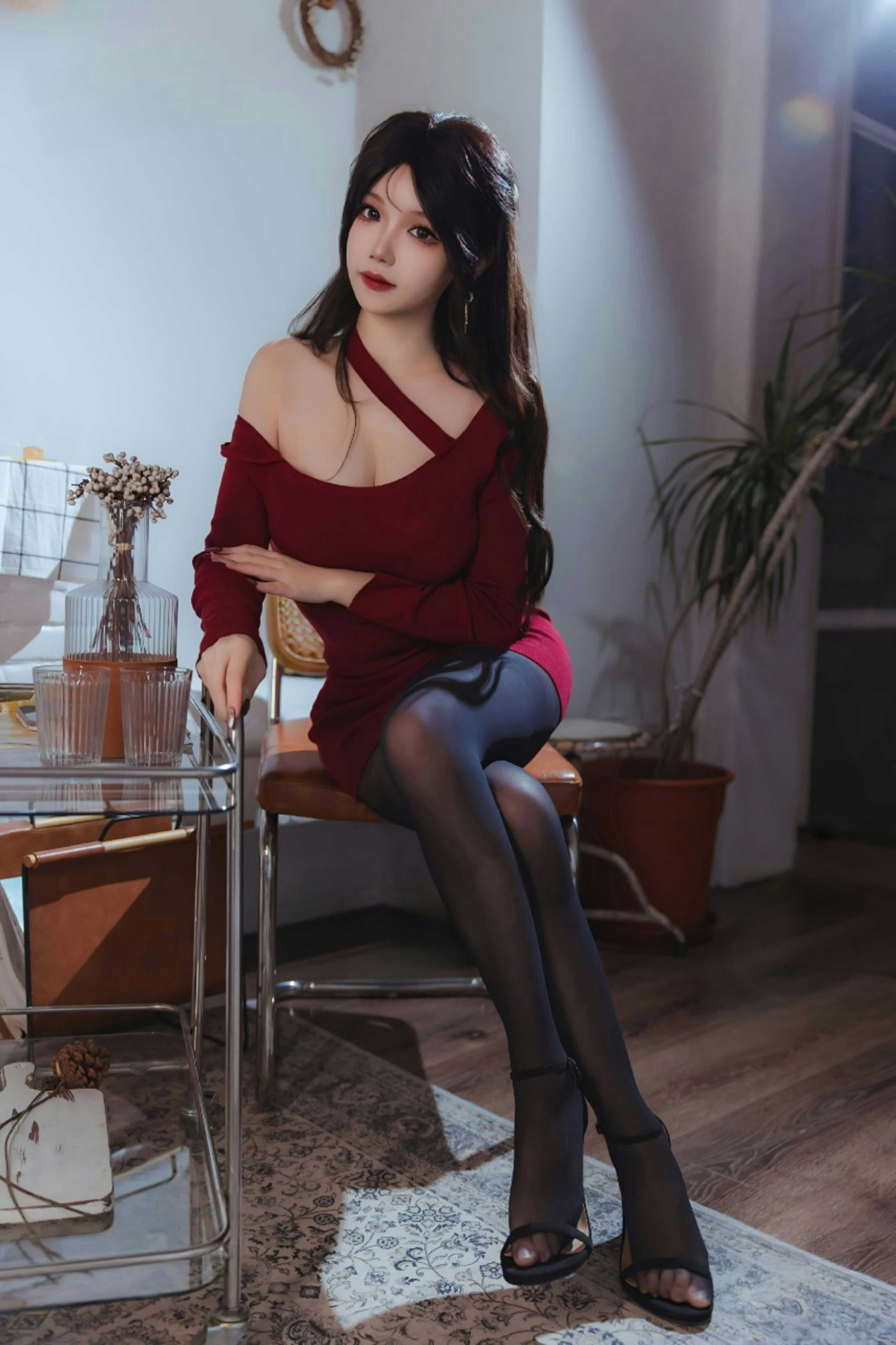 雪晴Astra - 红裙黑丝小娇妻 [65P2V-1.69GB]