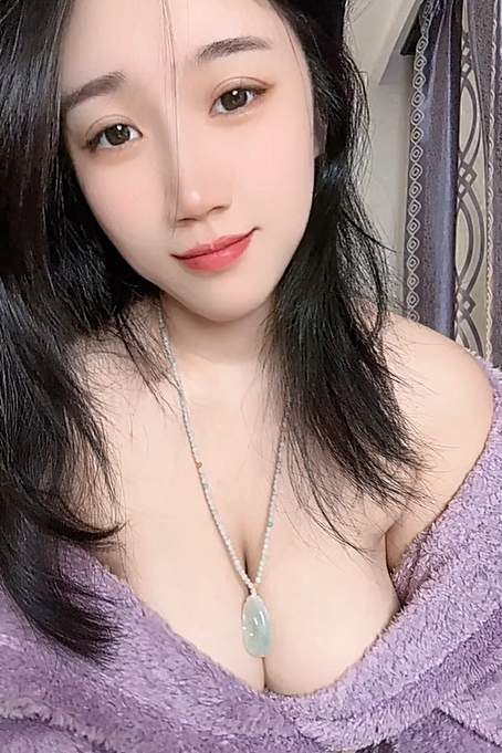 极品巨乳末世唧唧于丰霖真空激凸抖奶诱惑私拍