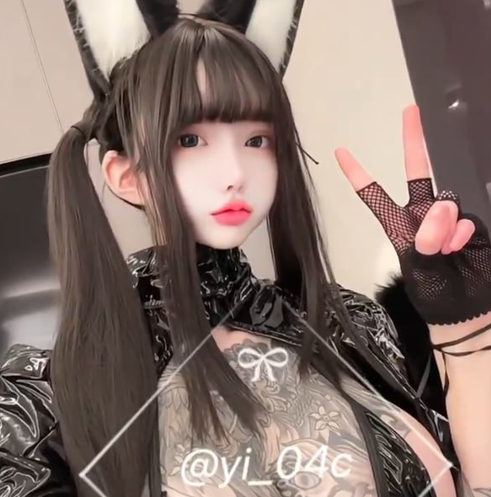 推特 祎祎Vixen 自入520门槛 全网首发,超级核弹巨乳符文小母狗,逆天身材自慰喷水