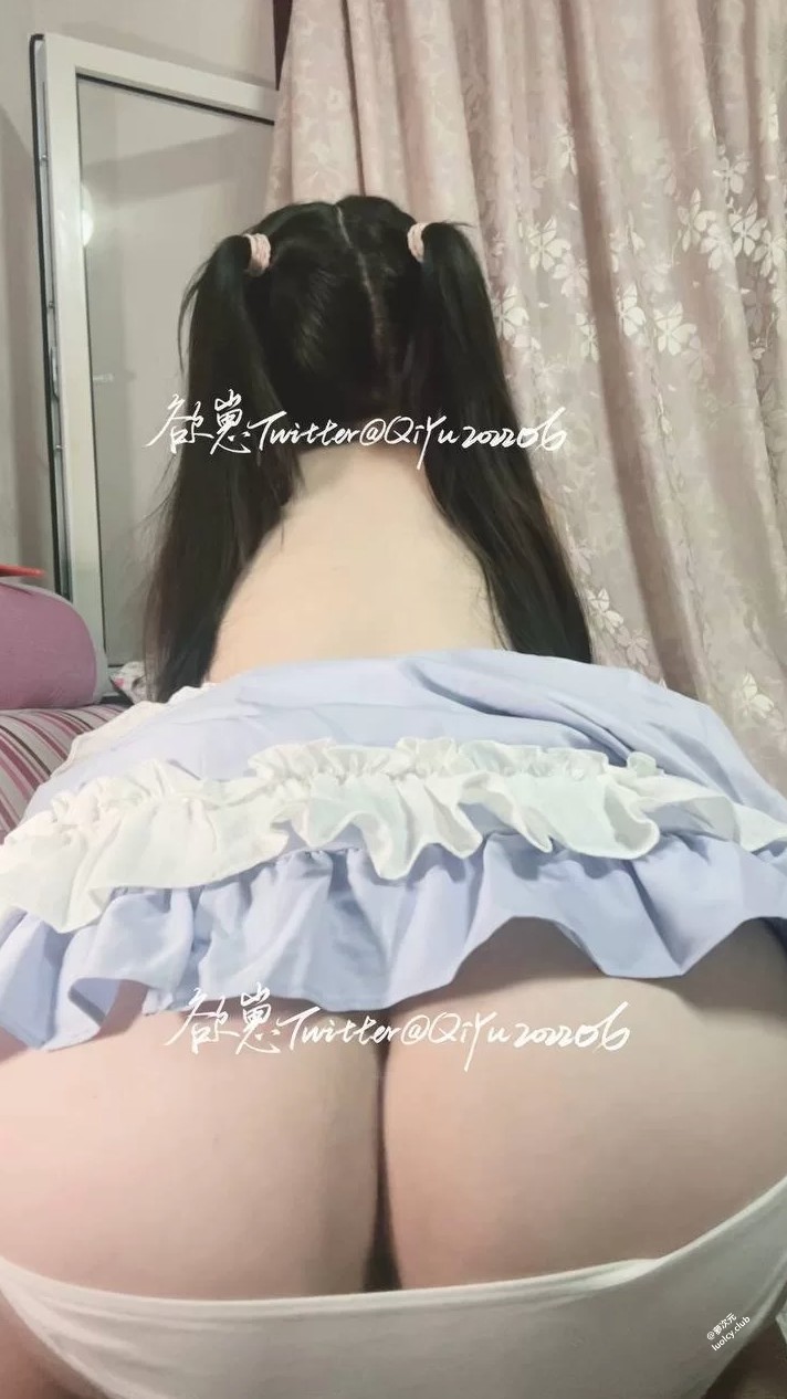 顶级童颜巨乳美女-可可like-狂秀两个大奶子，粉嫩馒头鲍鱼 [34v-330p+1.16G]
