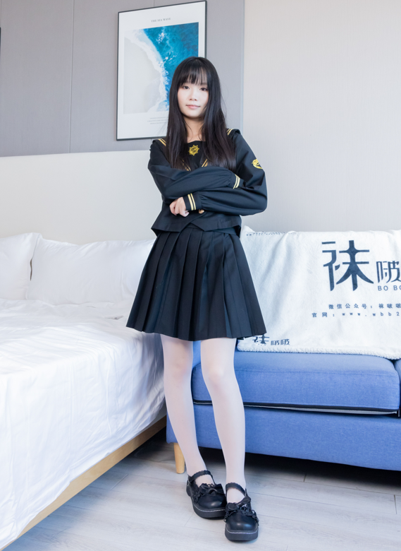 [BoBoSocks袜啵啵] NO.450 甜甜圈 - 皮鞋、白丝、裸足、裸足印泥踩脚印剧情 【142P1V1.6G】