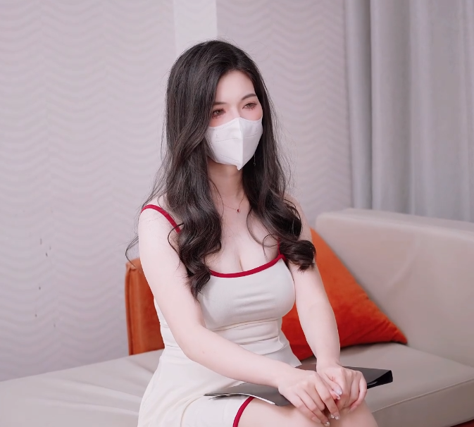 极品御姐-狐不妖-新 犯错的女秘书（1V,787M）