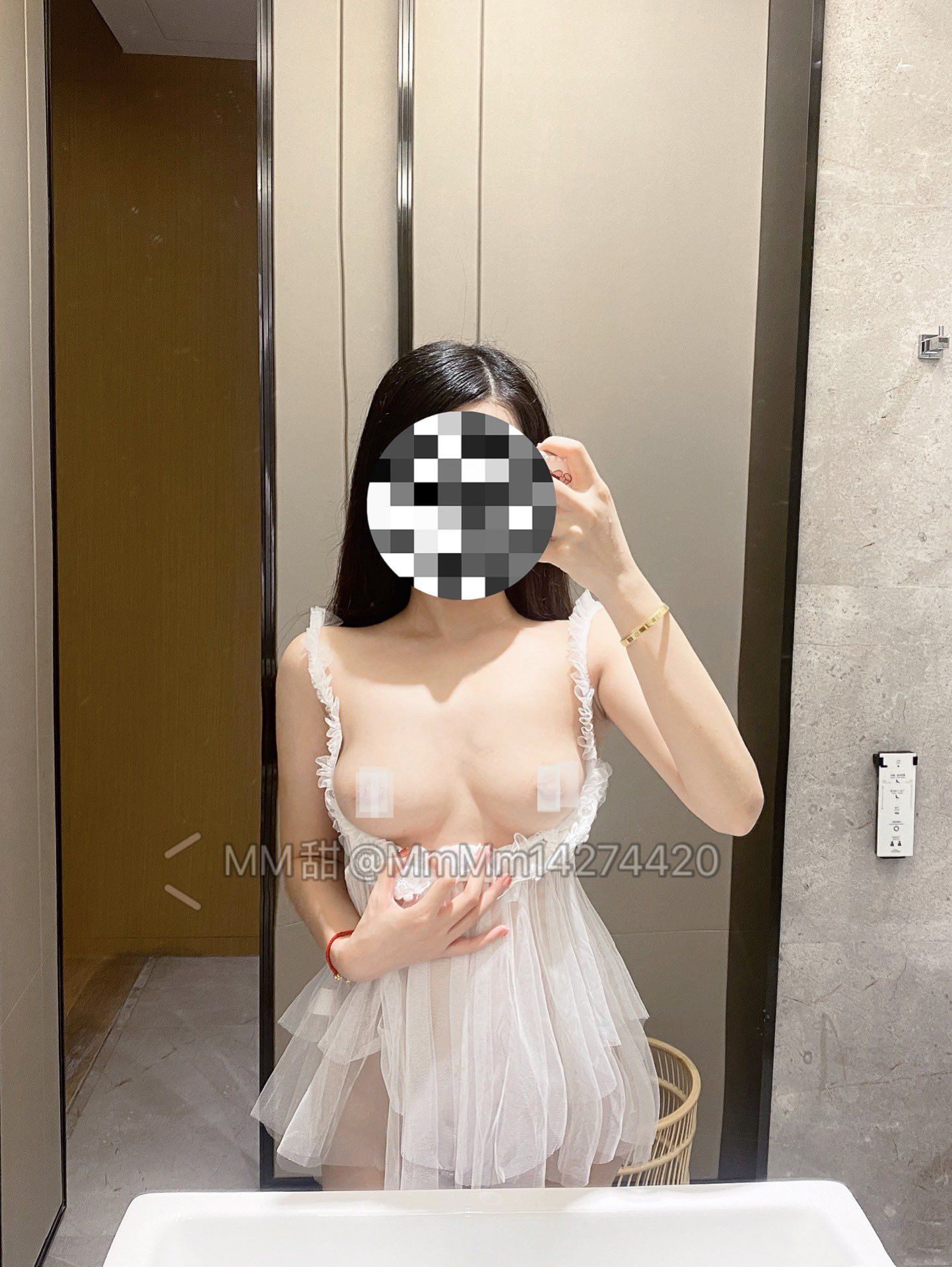mm甜 – [补更] (含新增) 顶级尤物 巨乳白虎一线天萝莉小合集 [311P49V-2.37G]