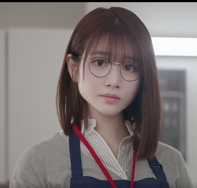 河北彩花，图书管理员