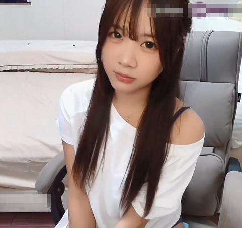 3067 清纯反差小骚货【Sakura_Anne】超清纯馒头逼小美女~全裸SM自慰高潮水多 (8V)