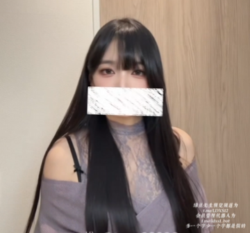 #人活着就是为了六花 11.30号 国民淫妻 六花 时隔快两个月了吧?再次更新了。首次更新就找了一位单男口爆吞精,遮脸?不存在的,花姐玩的就是胆大,就是刺激。