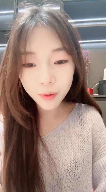 清纯少女下海,【吧啦】,边跳边脱光光,小穴粉嫩,特写掰开,小表情妩媚妖娆,舞姿曼妙皮肤白