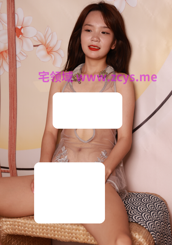 晓薇 花色长袍&透明睡衣 两套 私拍套图 无水印【425P806M】