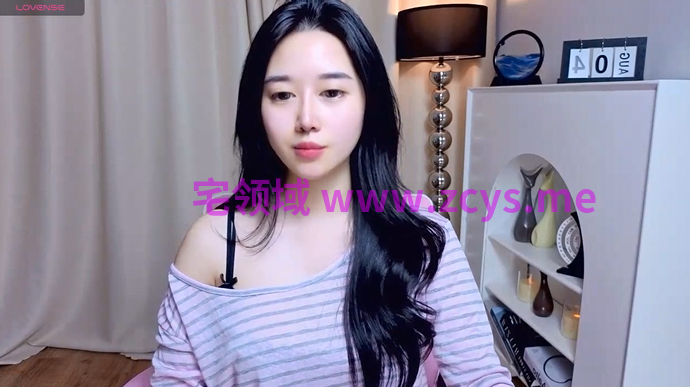 【miuu6868】白嫩发光，干净鲍鱼~绝美蜜桃~道具自慰【4v】