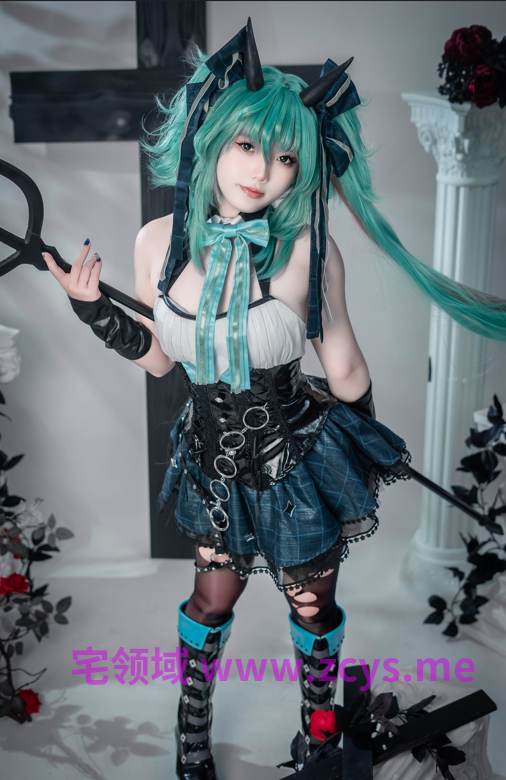 Messie Huang - Miku Halloween 【81P 201MB】