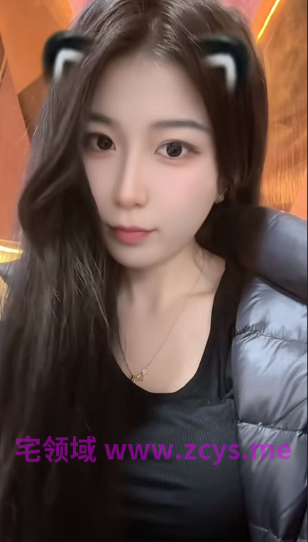 生活照美丽大方，床照淫荡母狗，超级反差女大生露脸啪啪性爱自拍视图流出21v44p2.61g