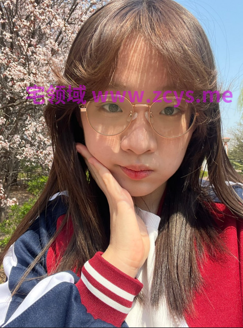 究极反差眼镜清纯大学生性爱自拍，大奶蜂腰蜜桃臀，阿黑颜自拍淫照，原档无水印8p4v193m