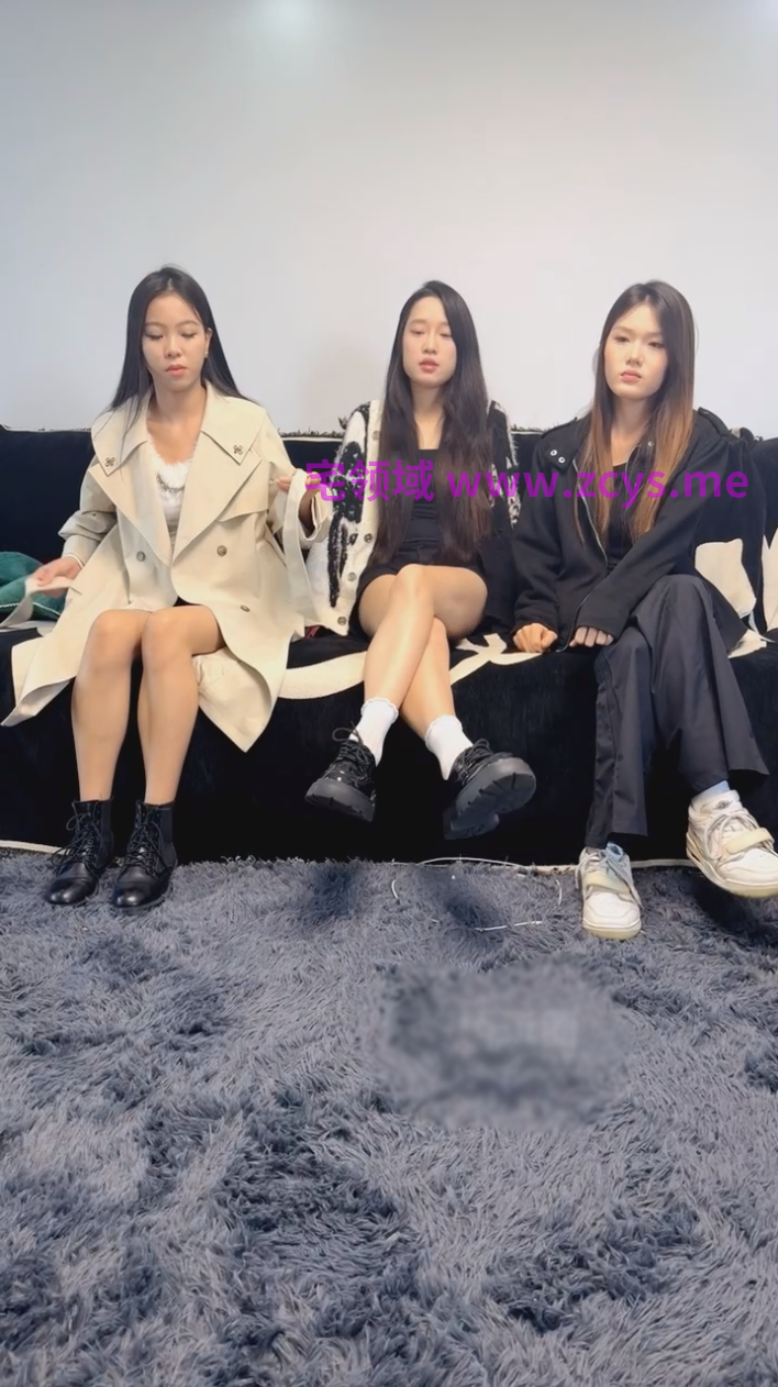 悄玩圈小浩-261001 约三顶美来一起调我【1V】【964MB百度云】