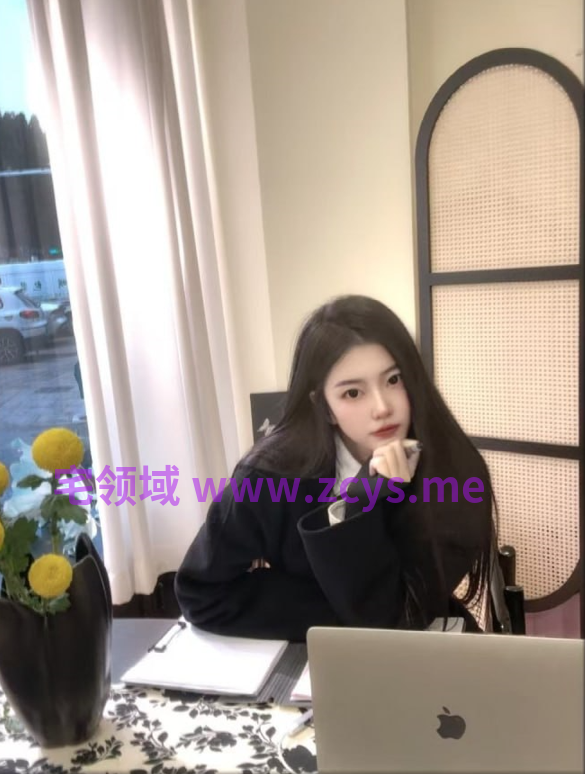浙江温州小美女高颜值多套情趣服 长发披散跪趴床上被从后面整根没入真实感拉满7p13v637m